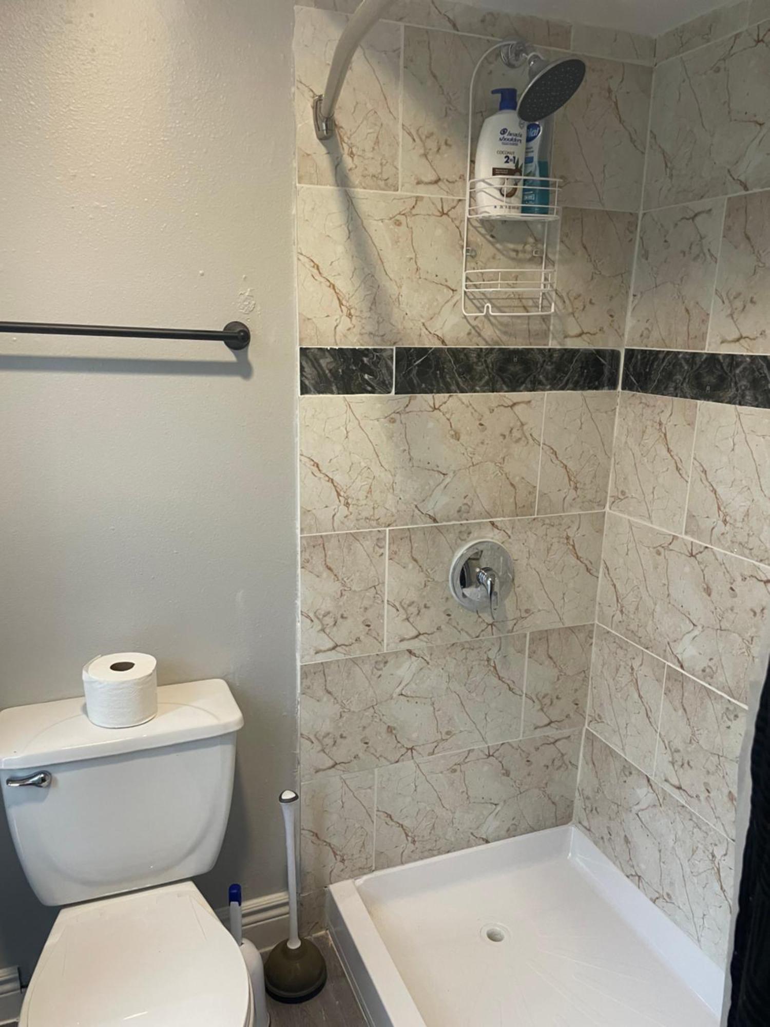Huge One Bedroom With 2 Queen Size Beds 休斯敦 外观 照片